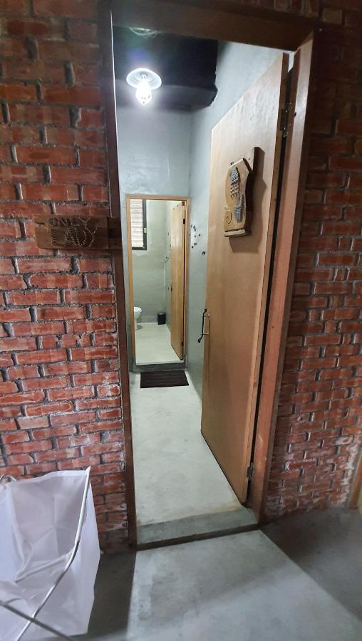 缽割貓點點 青旅 Diandian Hostel Puli Exterior photo